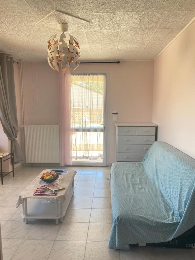 Gite Esprit Etape Saint-Barthélemy-de-Vals Exterior foto
